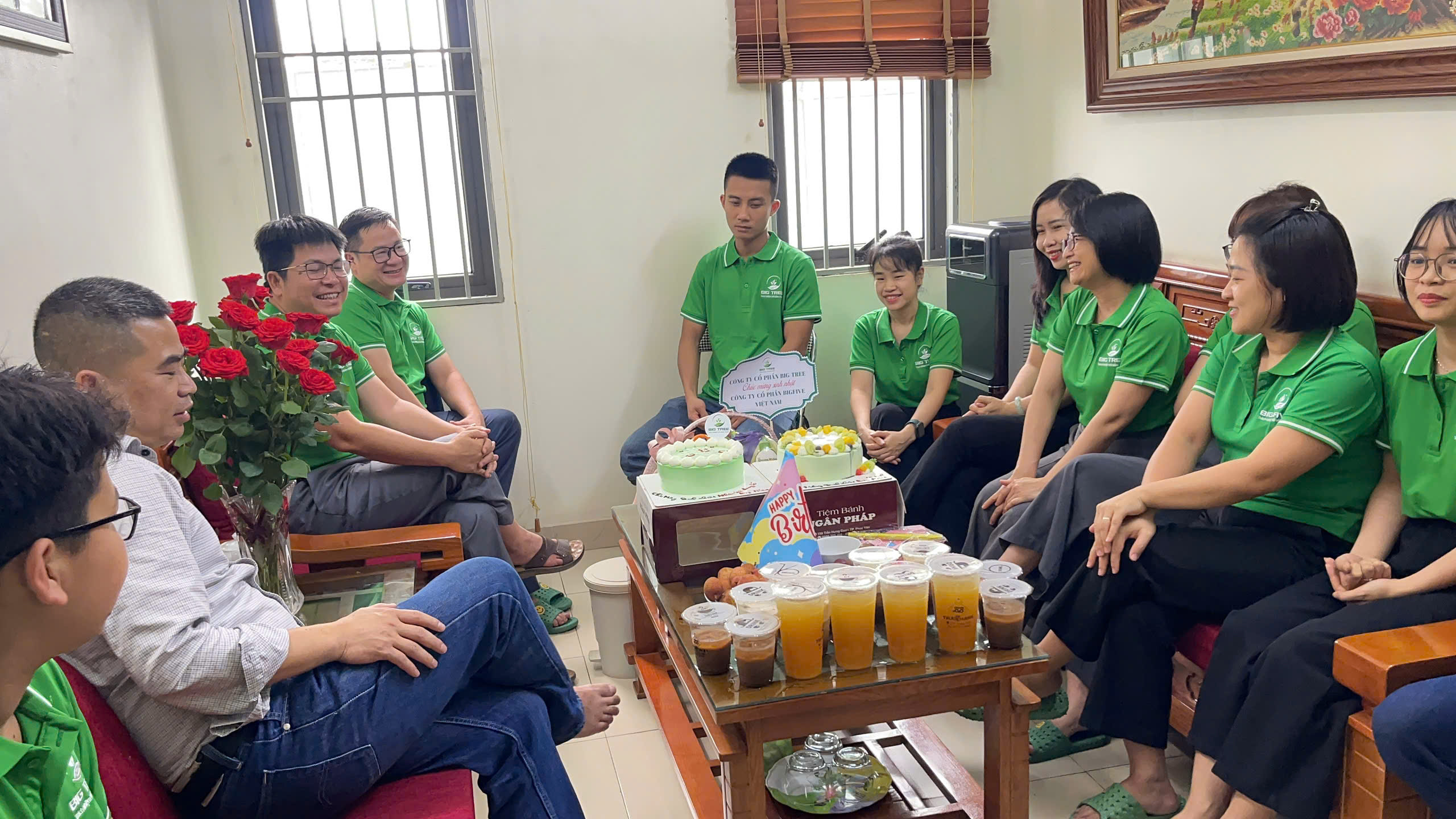 THÁNG 5 ĐẶC BIỆT – MỘT HÀNH TRÌNH, MỘT ĐẠI GIA ĐÌNH